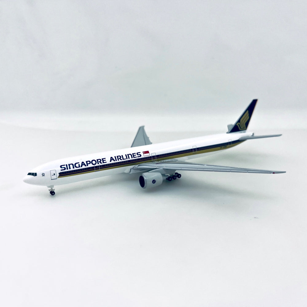 Singapore Airlines B777-300ER 507158 9V-SWA Herpa 1:500