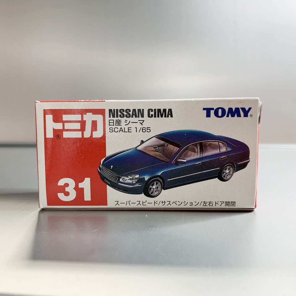 Takara Tomy Tomica no.31 Nissan Cima 1:65 – Diecastbird Plane