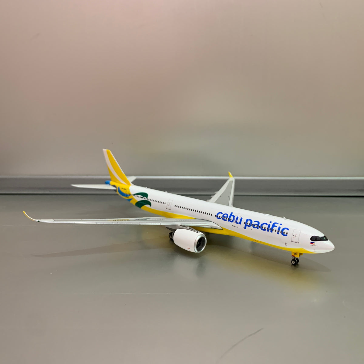 cebu pacific diecast plane