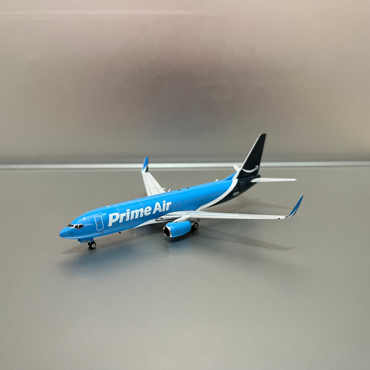 Prime-Air-B737-84P-N448CC-Phoenix-1:400 – Diecastbird Plane Model Store