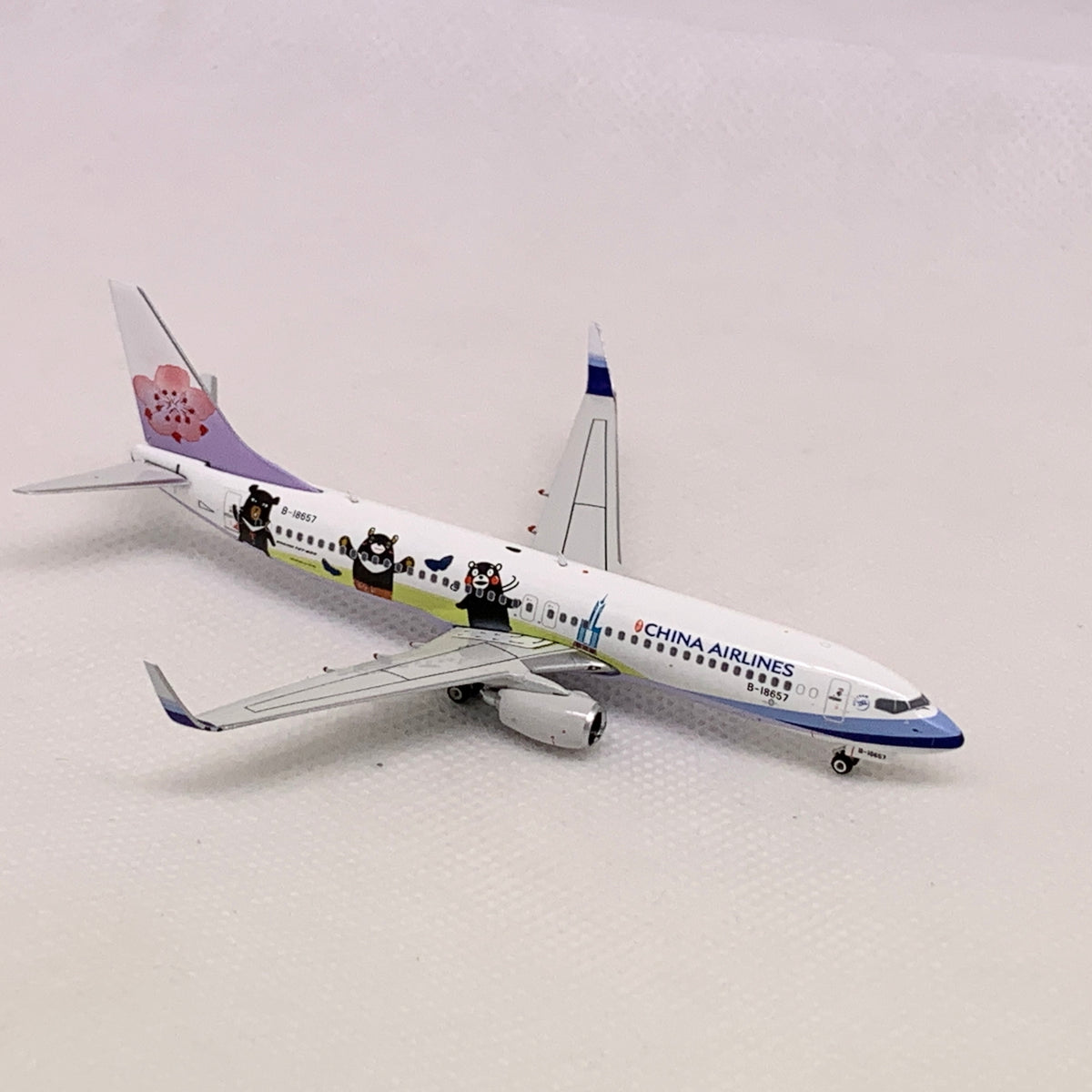 Phoenix 1:400 China Airlines B737-800 Bear B-18657 #4142