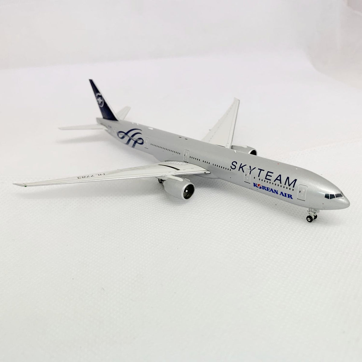Korean Air B777-300ER HL7783 Phoenix 1:400 – Diecastbird Plane