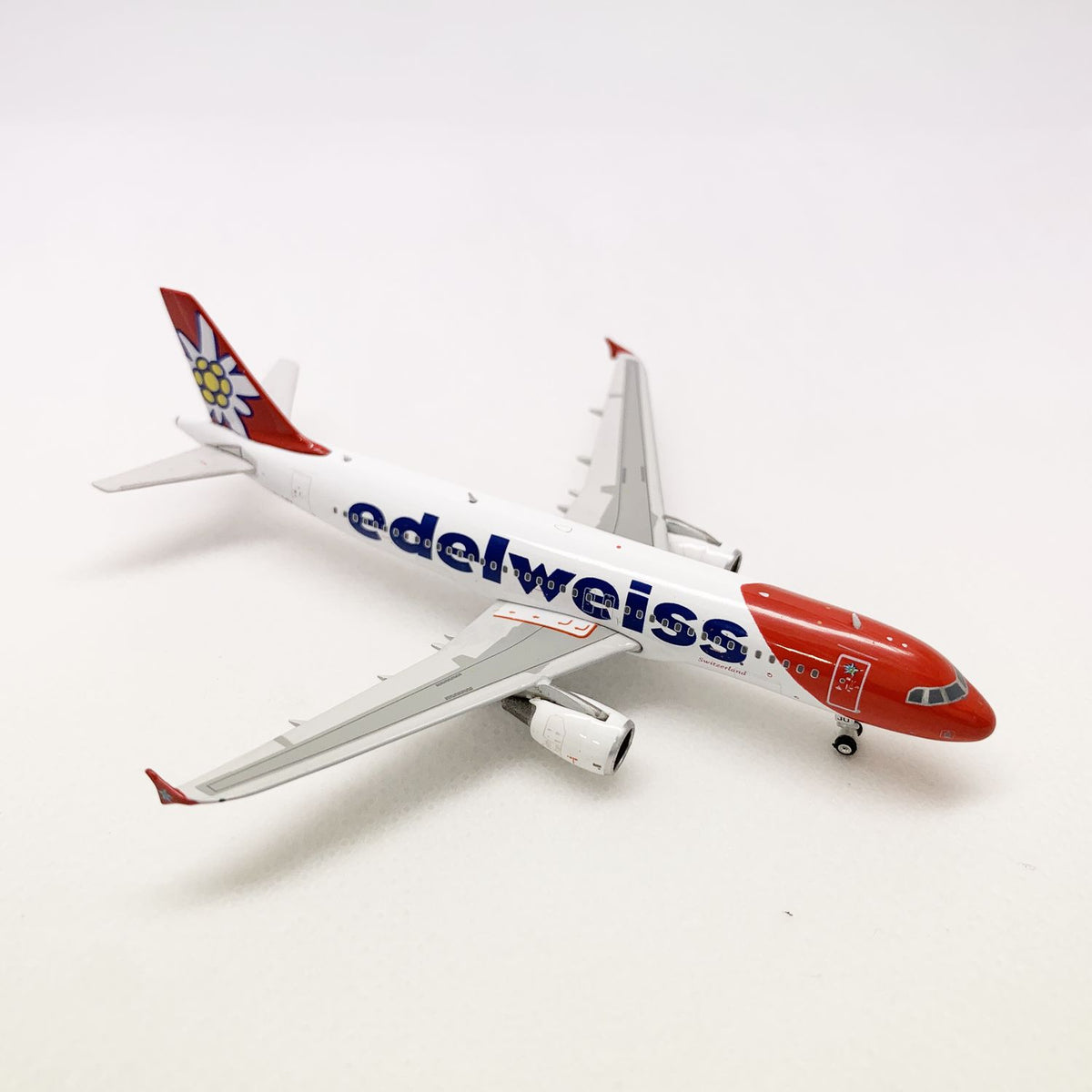 Edelweiss A320-200 HB-IJU Phoenix 1:400 – Diecastbird Plane