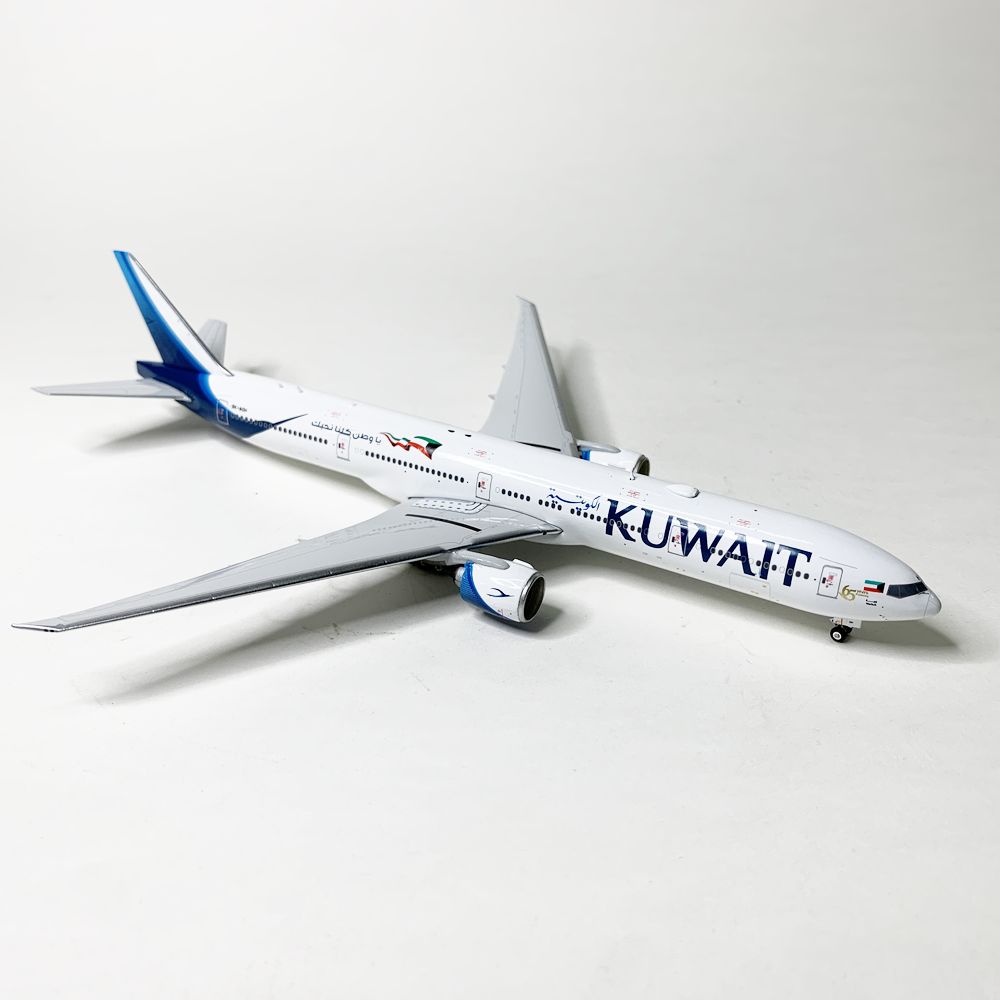 Kuwait Airways B777-300er 9k-aoh 65 Years Of Pioneering Phoenix 1:400 