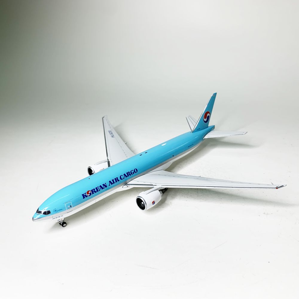 Korean Air B777-200 Cargo Phoenix 1:400 – Diecastbird Plane Model