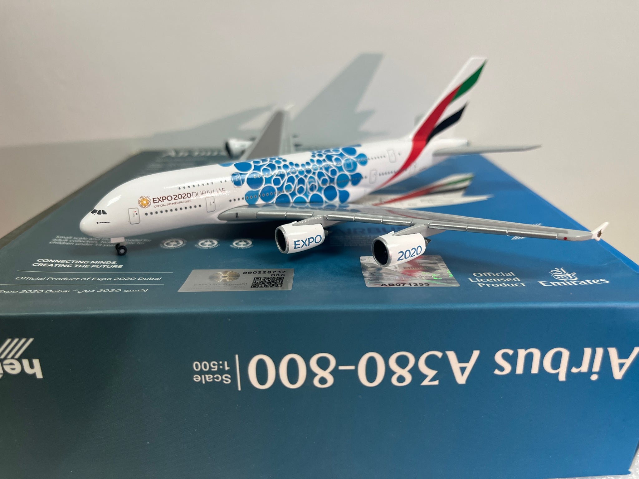 Emirates A380  A6-EOC  Herpa 1:500