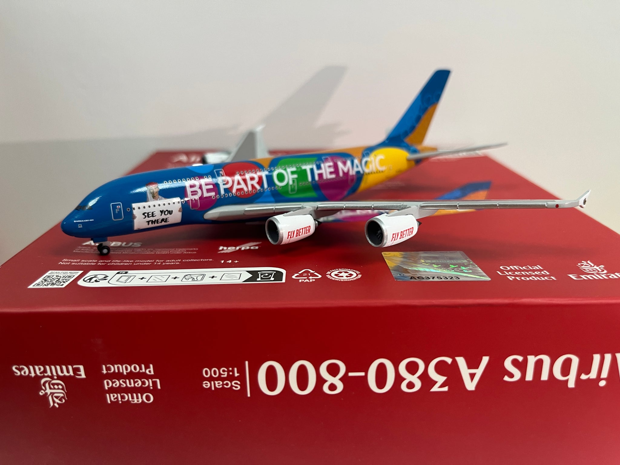 Emirates A380  A6-EOT Herpa 1:500