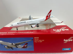 Qantas A330-200  VH-EBP  Herpa 1:500