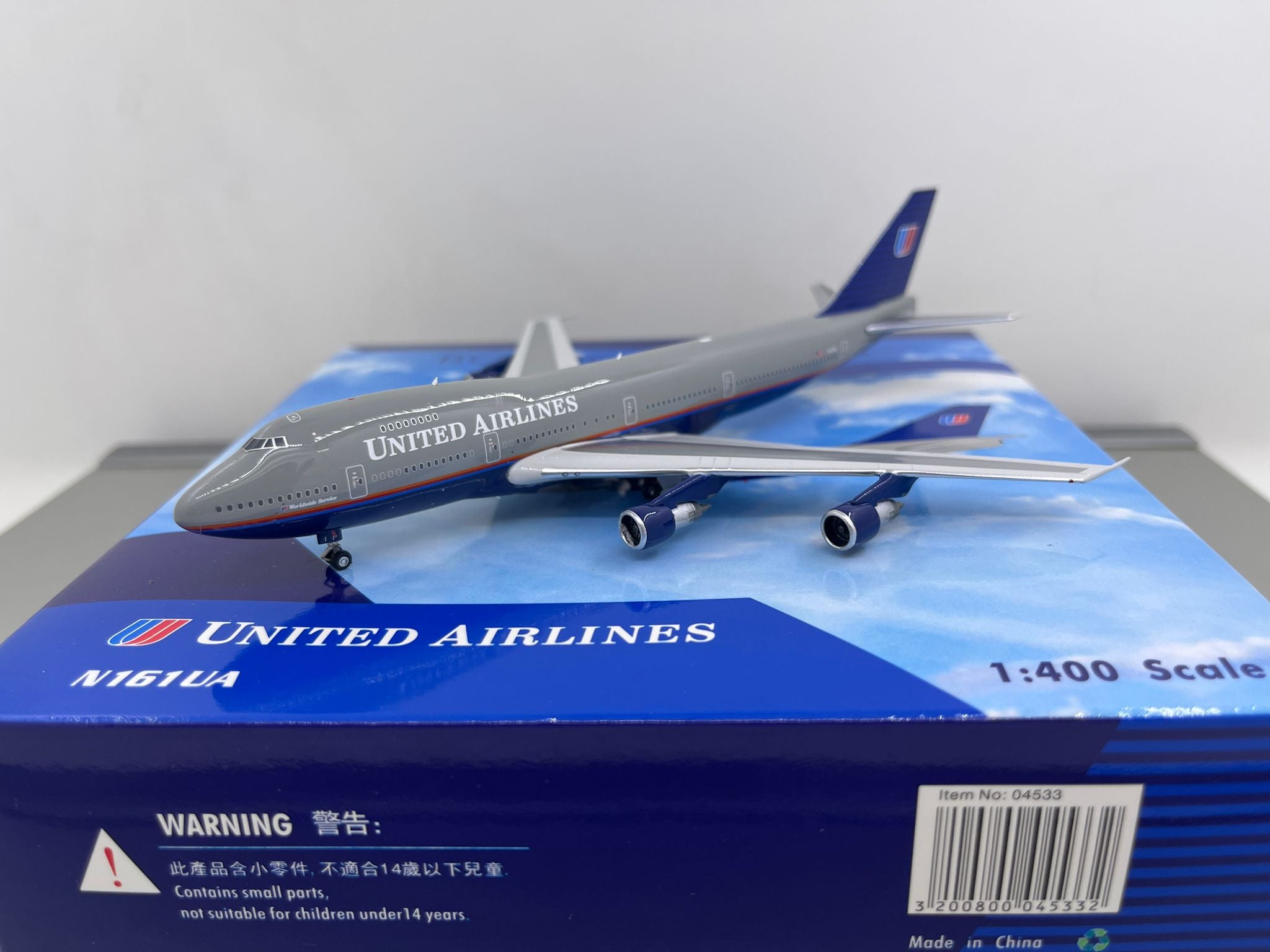 United Airlines  B747-400 N187UA  Phoenix 1:400