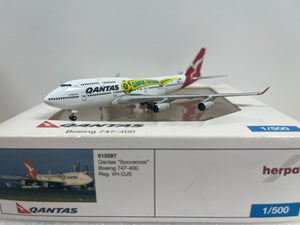 Qantas B747-400  VH-OJS Herpa 1:500