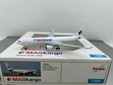 Mas Kargo  A330-200F M-MUA  Herpa  1:500
