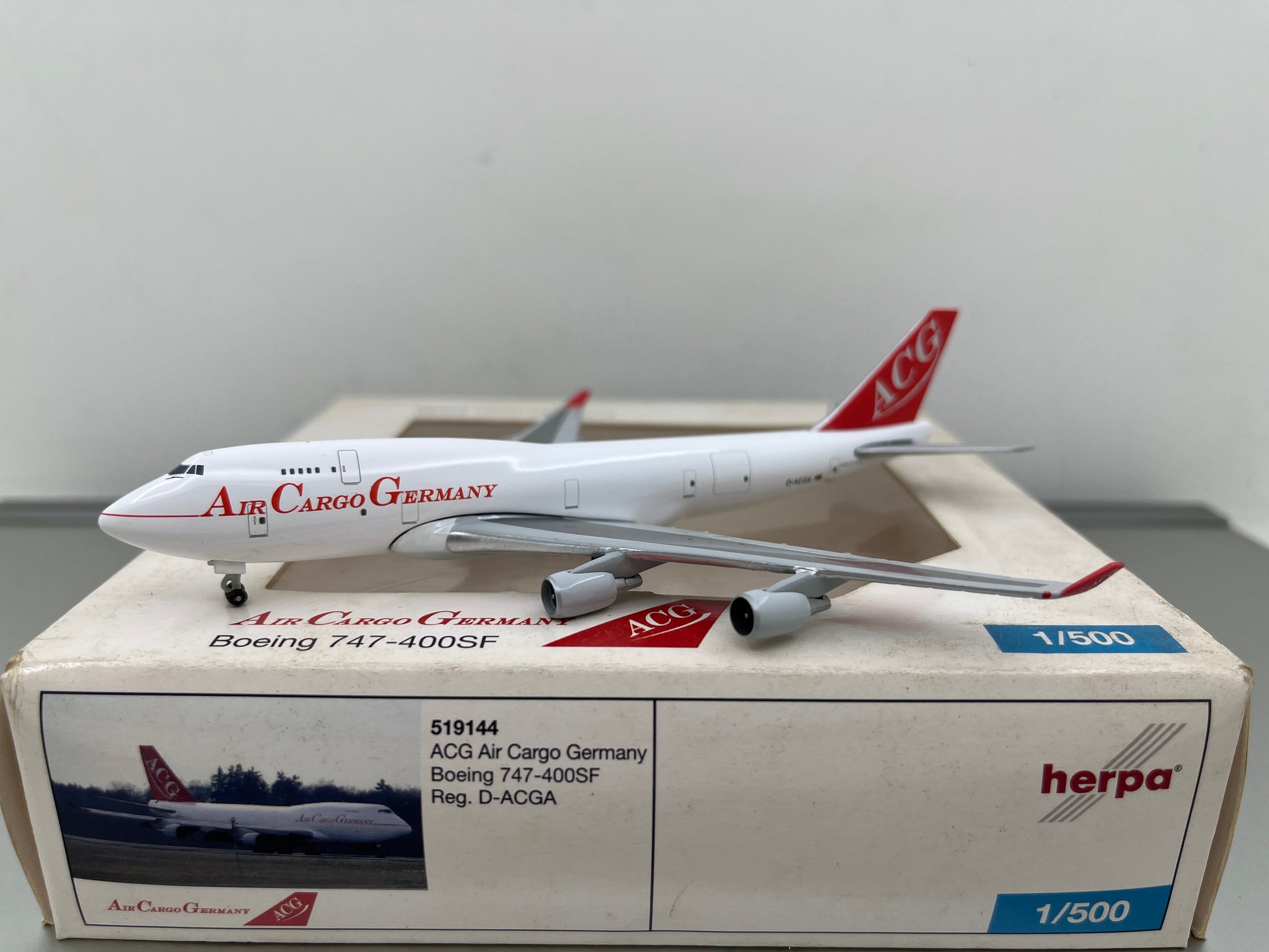 Air Cargo Germany  B747-400SF D-ACGA  Herpa  1:500
