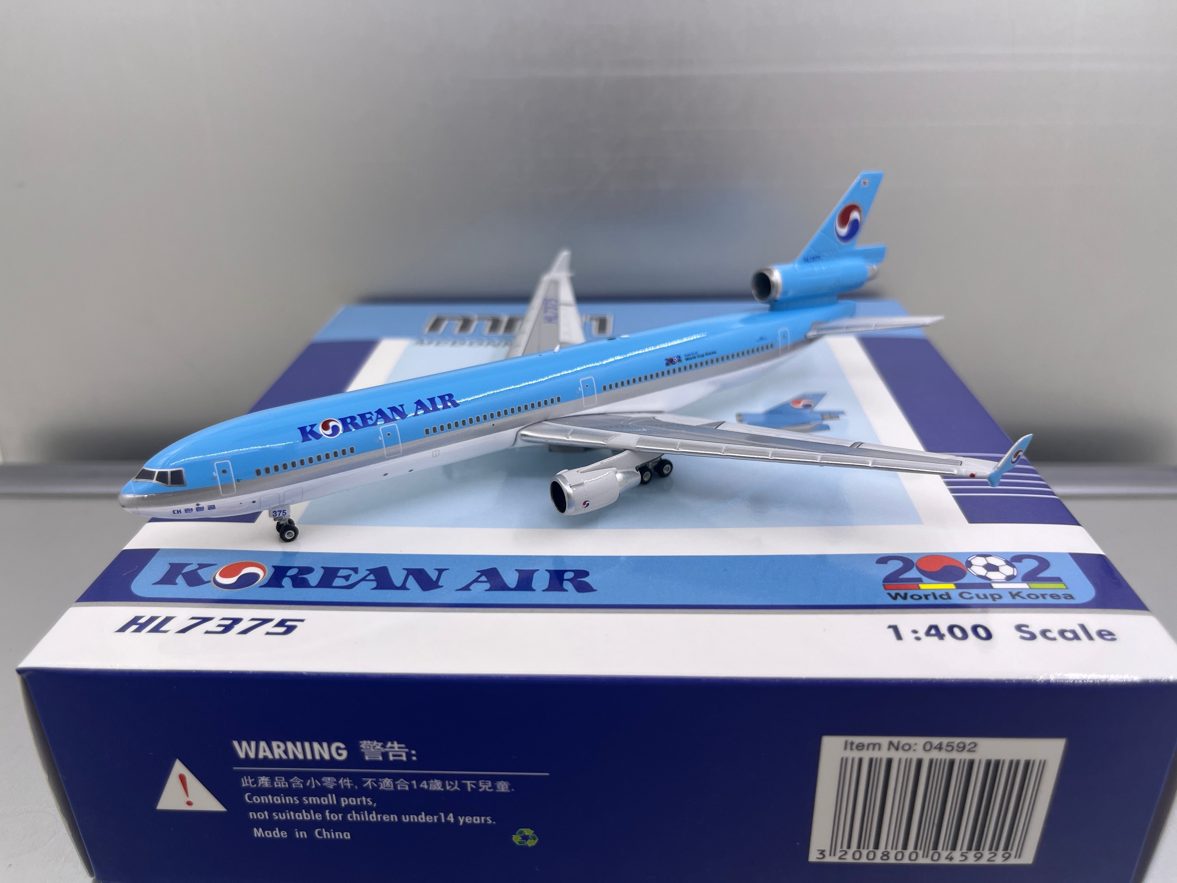 韓国政府専用機 2号機 737-300 Phoenix 1:400 韓国政府専用機 2号機 737-300 Phoenix 1:400