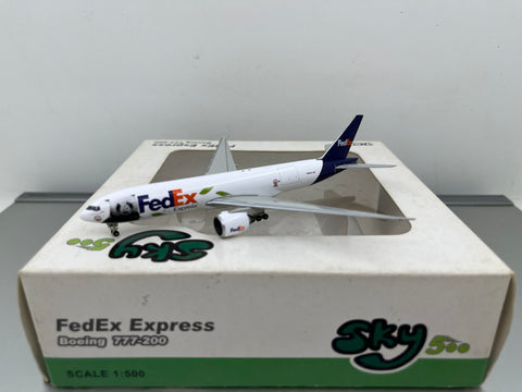 Fedex B777-200ER N892FD  Sky 500 1:500
