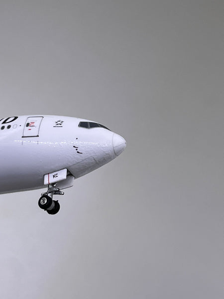 Air New Zealand B777-200ER ZK-OKC Phoenix 1:400 10937