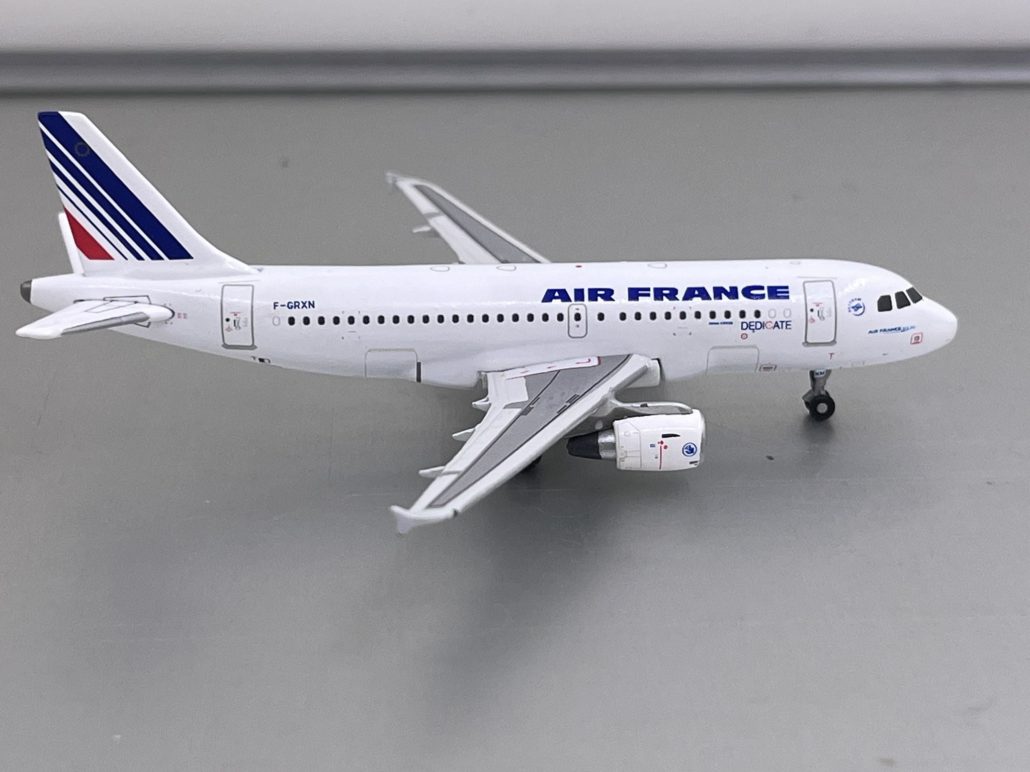 エールフランス Airlinertags A319-111 File:Airbus A319-111 Air France F-GRHG (8733140504).jpg