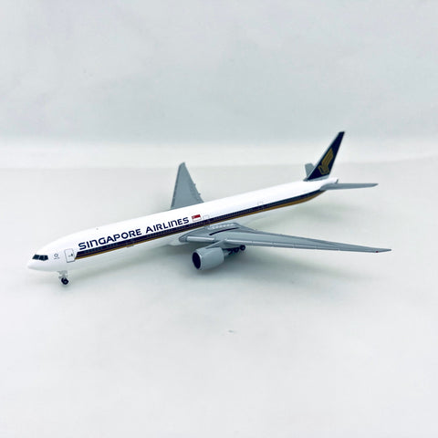 Singapore Airlines B777-300ER 524858 Herpa 1:500