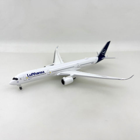 Lufthansa A350-900 D-AIXM Herpa 1:500