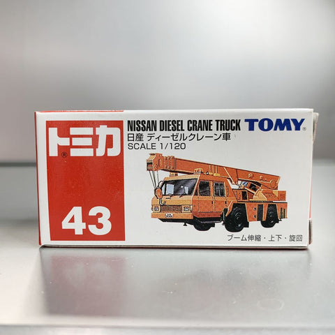 Takara Tomy Tomica no.43 Nissan Disel Crane Truck 1:120