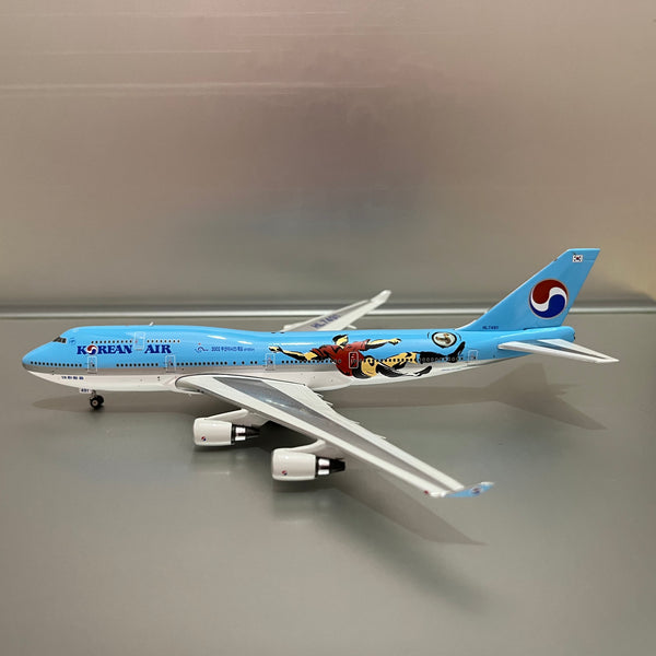 Korean-Air-B747-4B5-HL7491-Phoenix-1:400