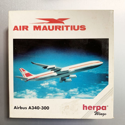 Air Maruitius A340-300 3631  Herpa 1:500