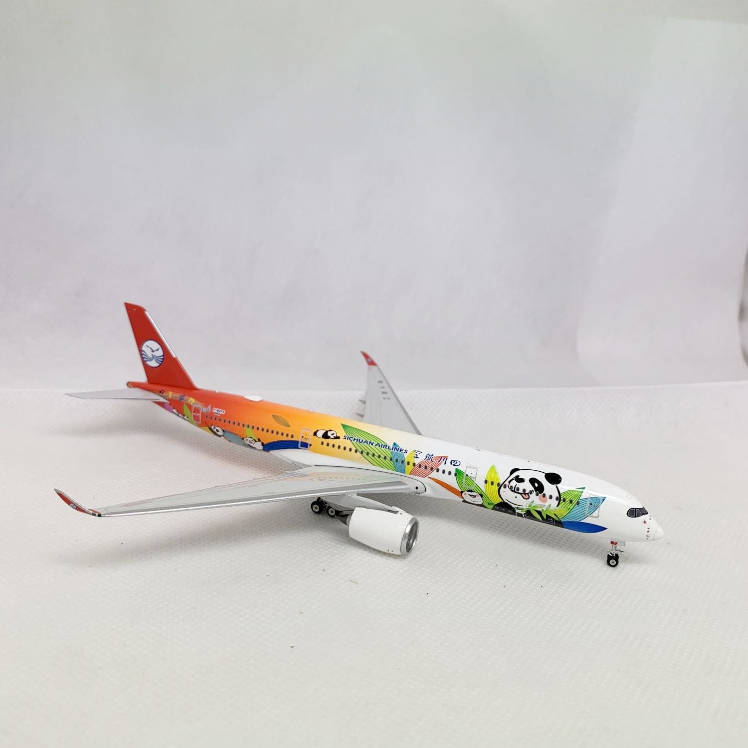 Sichuan A350-900  Phoenix 1:400