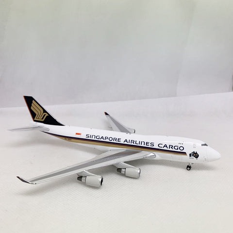 Singapore Airlines B747-400F 9V-SFP Phoenix 1:400