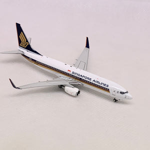 Singapore B737-800 9V-MGA Phoenix 1:400