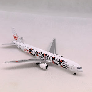 Qantas B767-300ER Pixels VH-OGG Phoenix 1:400