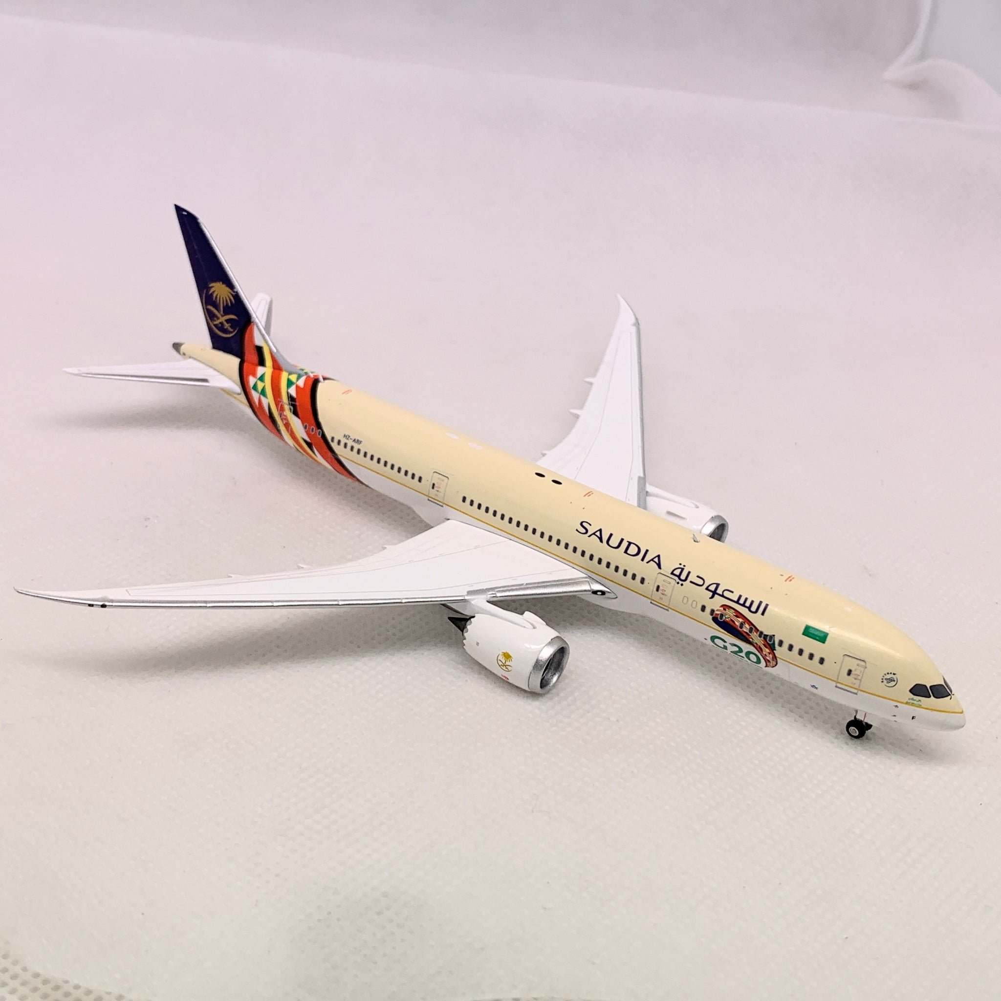 Saudi Arabian Airlines B787-9 Saudi Arabia 2020 HZ-ARF Phoenix 1:400