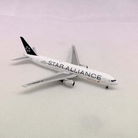 Shanghai Airlines B767-300 Star alliance B-2570 Phoenix 1:400