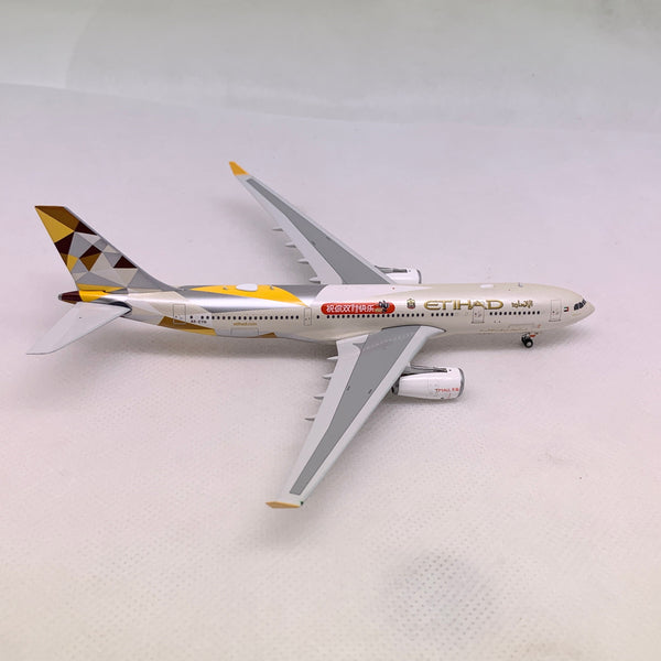 Etihad Airways A330-200 Happy11.11 A6-EYH Phoenix 1:400