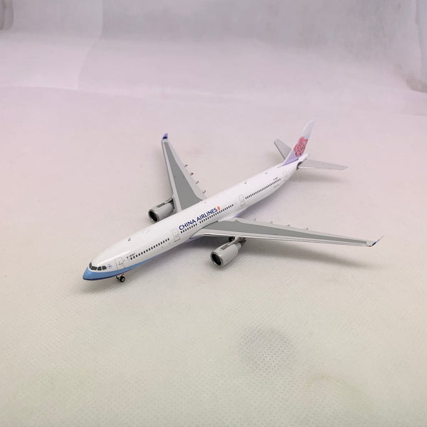 China Airlines A330-300 B-18357 Phoenix 1:400