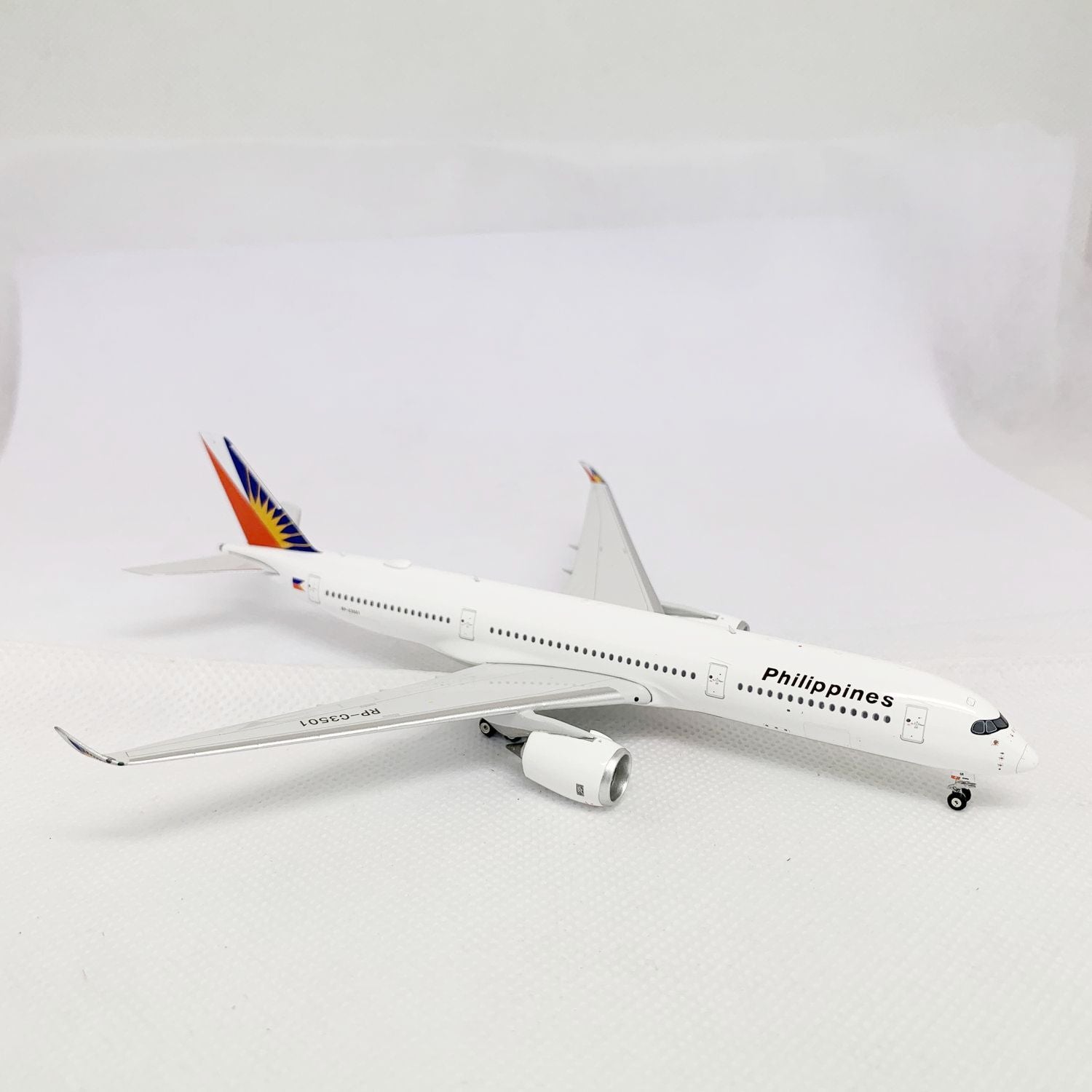 Philippines A350-900 RP-C3501 Phoenix 1:400