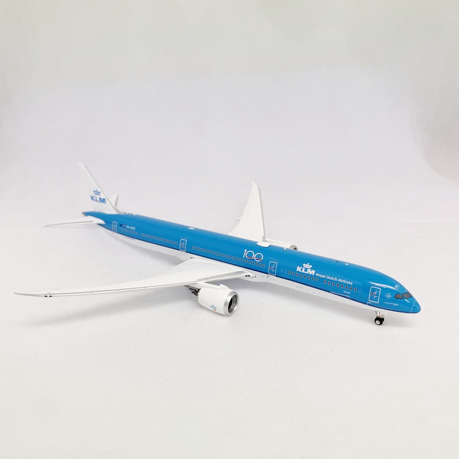 KLM B787-10 PH-BKG Phoenix 1:400