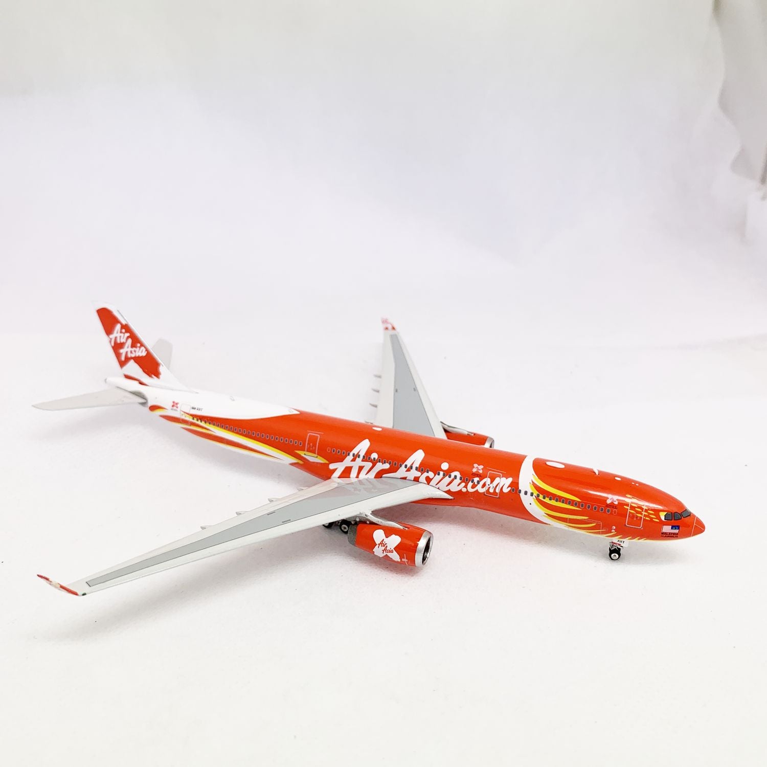 Air Asia A330-300 9M-XXT Phoenix 1:400