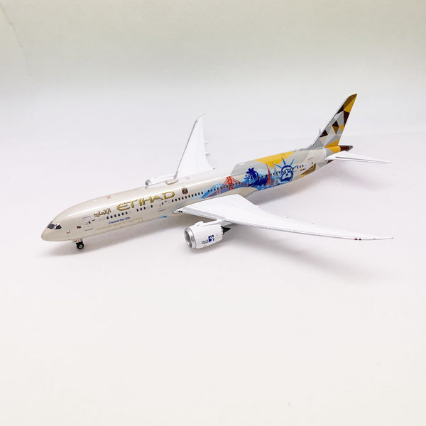 Etihad Airways B787-9  A6-BLC Phoenix 1:400