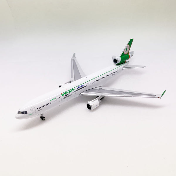 Eva Air MD-11  B16101 Phoenix 1:400