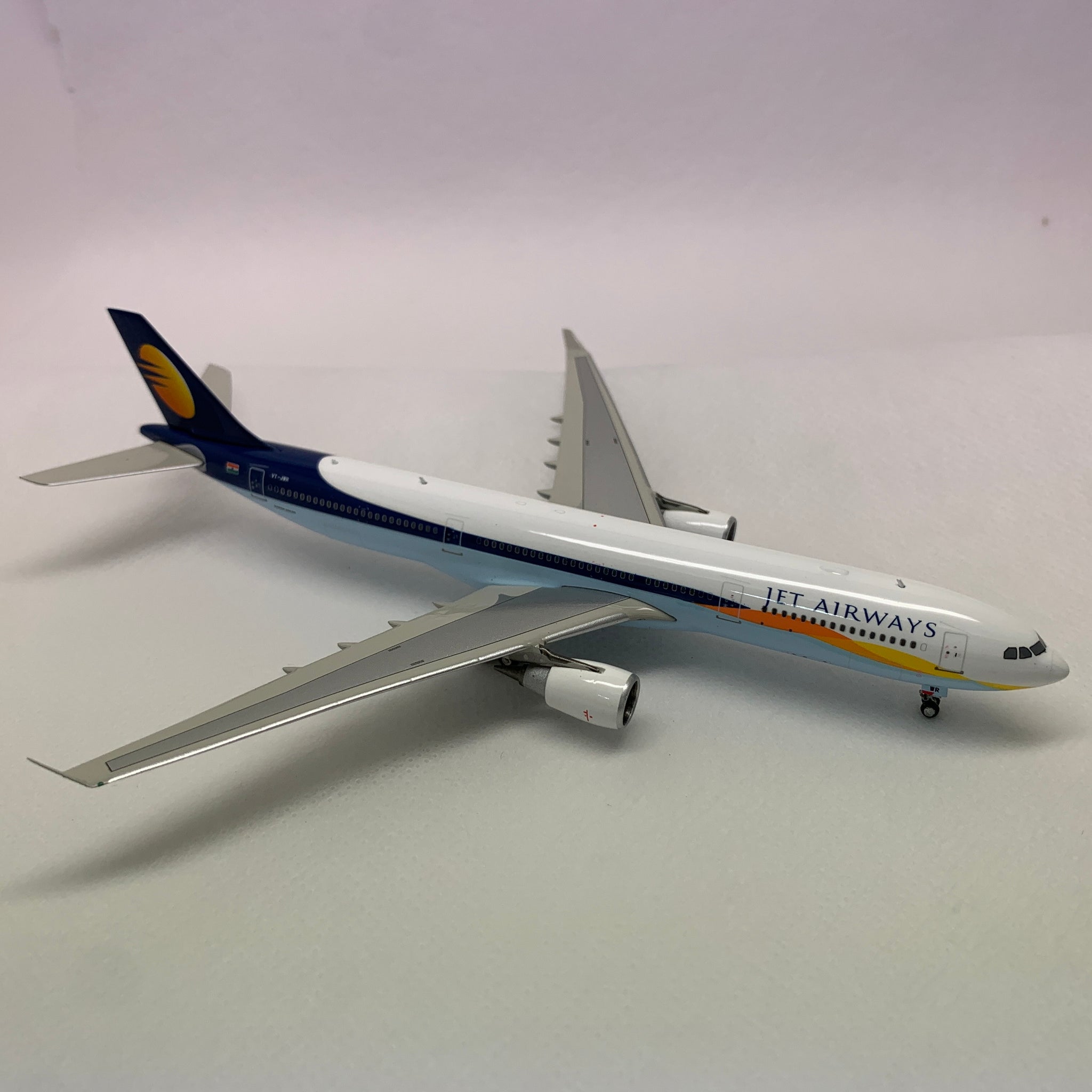 Jet airways toy store plane