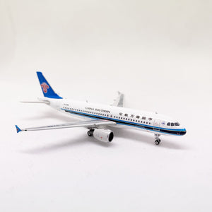 China Southern A320 B-6785 Phoenix 1:400