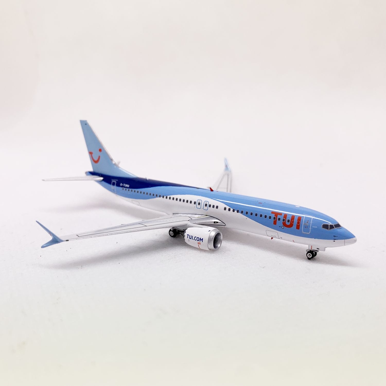 Tui B737-8max G-TUMA Phoenix 1:400