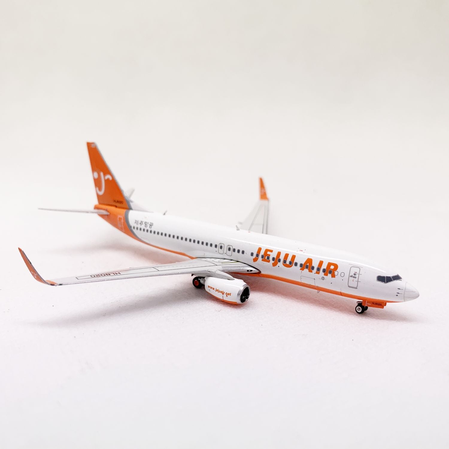 Jeju Air B737-800 HL-8020 Phoenix 1:400