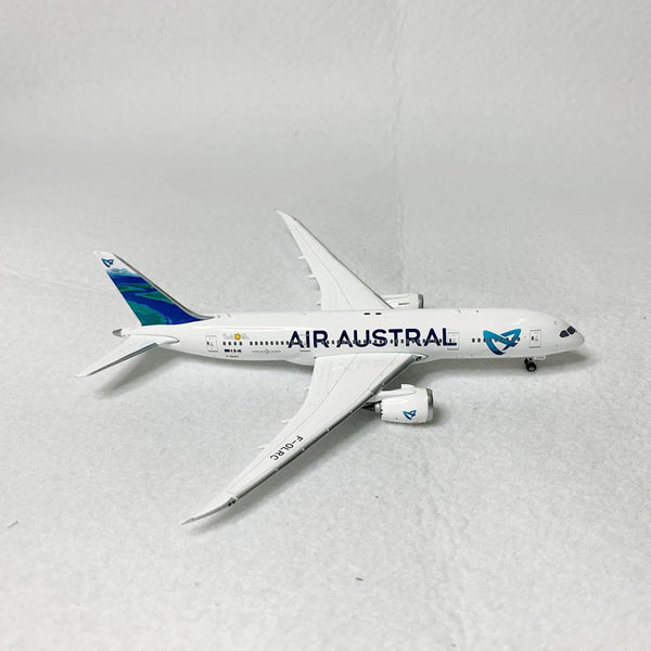 Air Austral B787-8 F-OLRC Phoenix 1:400