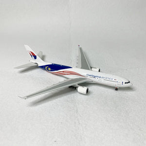 Malaysia Airlines A330-200 9M-MTX  Phoenix 1:400