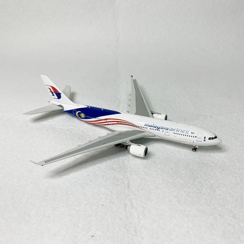 Malaysia Airlines A330-200 9M-MTX  Phoenix 1:400