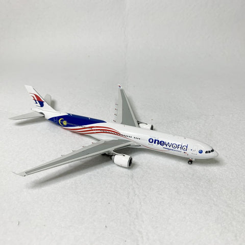 Malaysia Airlines A330-300 One World 9M-MTE Phoenix 1:400