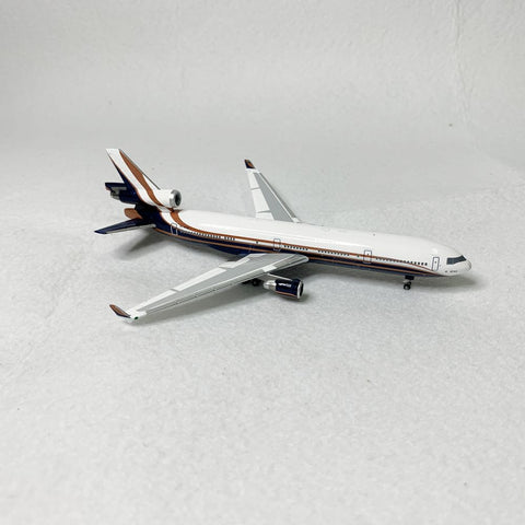 McDonnell Douglas MD-11 HZ-AFAS Phoenix 1:400