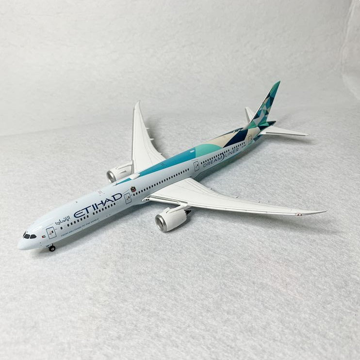 Etihad Airways B787-10 A6-BMH Phoenix 1:400 – Diecastbird Plane Model Store