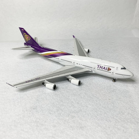 Thai Airways B747-400 HS-TGX Phoenix 1:400