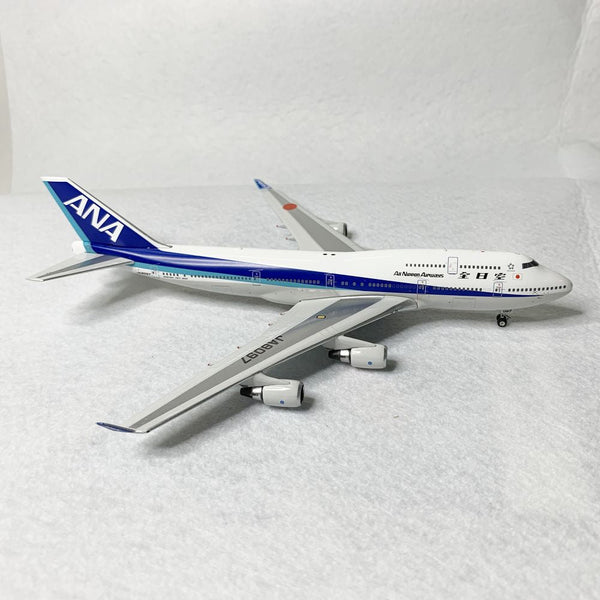 ANA B747-400 JA8097 Phoenix 1:400